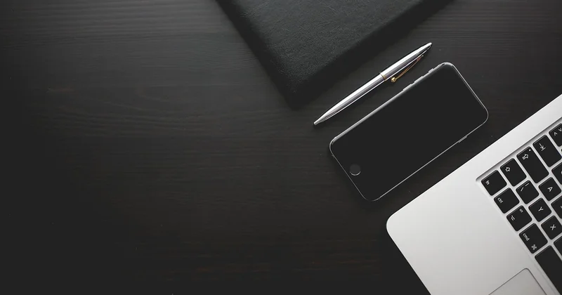 Pourquoi le cold calling fonctionne toujours (et pourquoi ça énerve tout le monde)